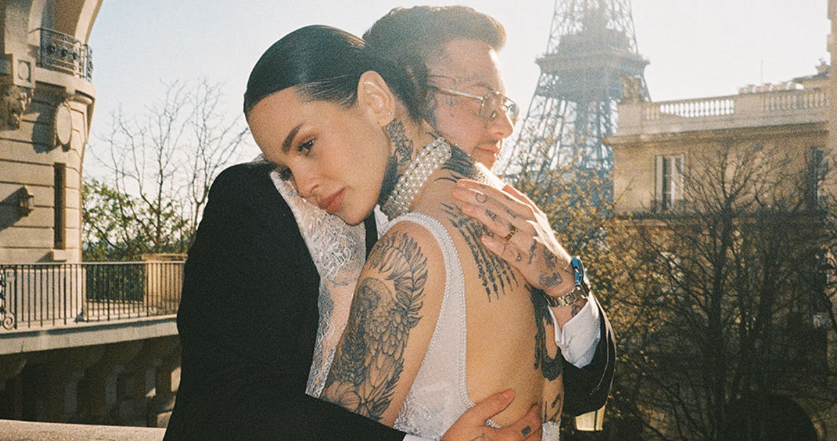 LGBTQIA+ Influencer Couple's Chic Parisian Elopement