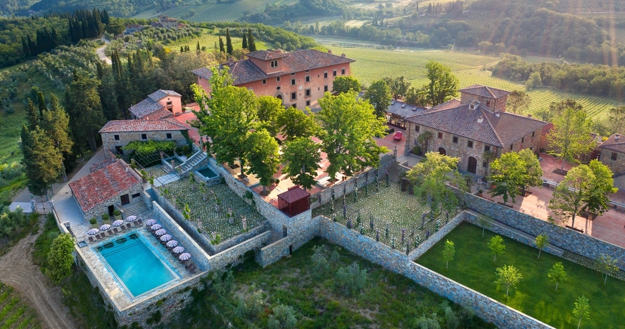 Planning a Wedding in Tuscany? Discover Why Il Borgo di Vignamaggio is the Dream Venue