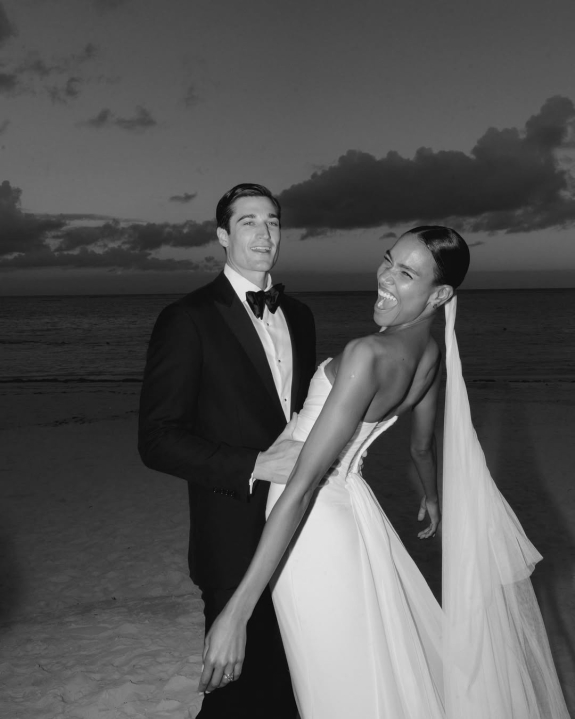 11 Wedding Day Timeline Mistakes Couples Make—According to Experts