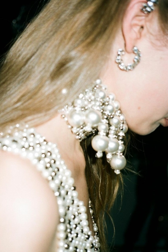 Trendy wedding pearl jewelry