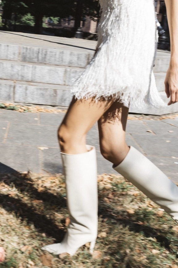 Best Wedding Dresses for Large Bust | Bridal Gowns for Large Breasts