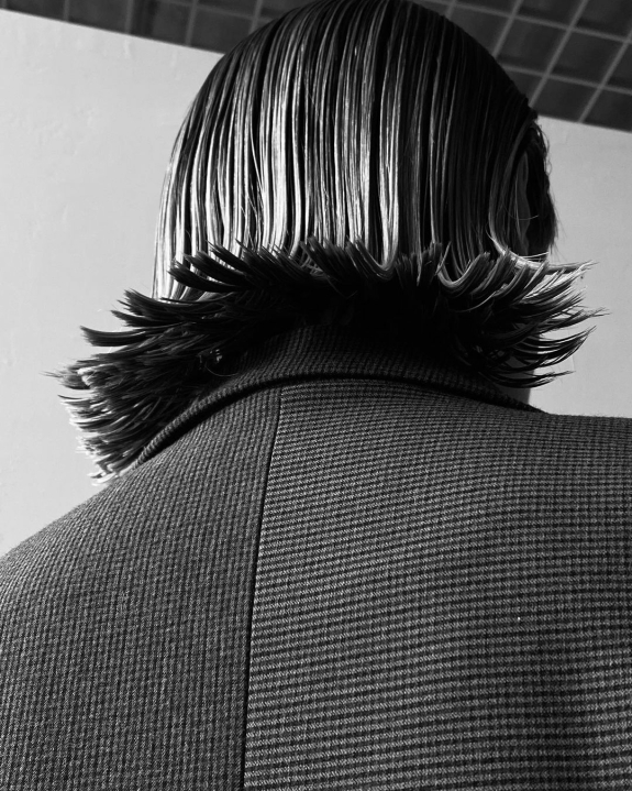 5 Tips for Red Lip Wedding Makeup | Can Brides Wear Red Lipstick