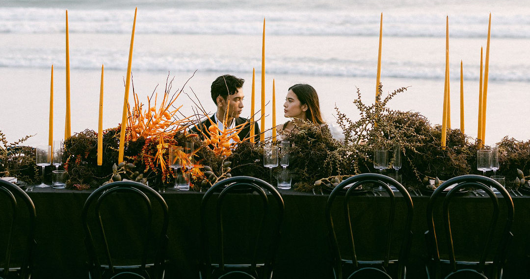 Bold & Intimate Bali Editorial | Spectacular Beachside Wedding Dinner Affair