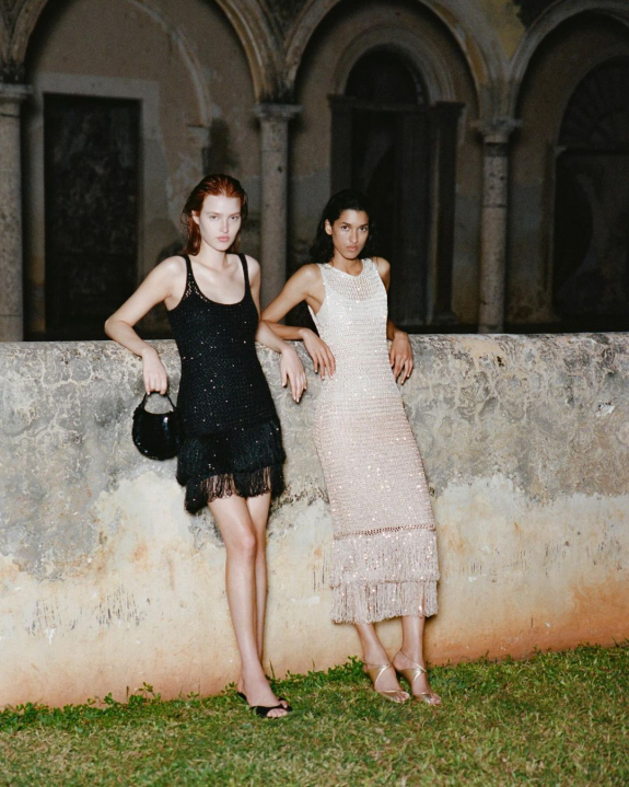 20 Modest Wedding Dresses | Classy, Elegant Bridal Gowns | Unique, Beautiful Outfits