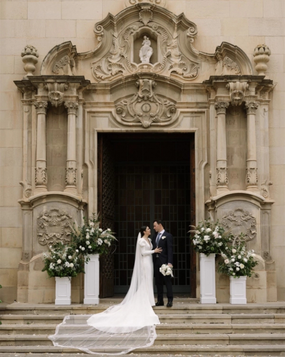 Floral and Pearl Wedding at Stones of the Yarra Valley | Christina & Nicholas Wedding Celebration in Australia