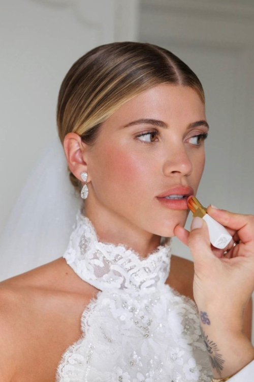 The Ultimate Guide to Bridal Makeup Using Color Analysis