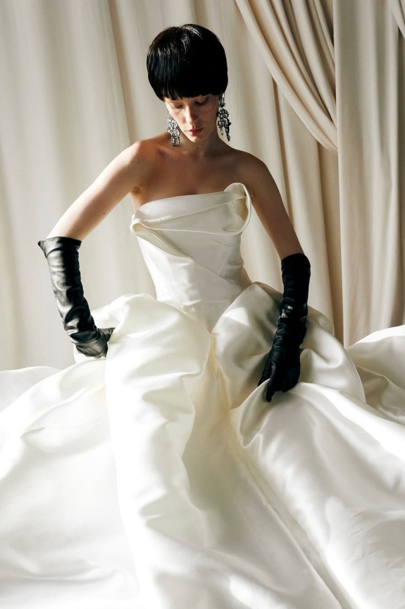 Liv Perez's 10 Essential Tips to Styling a Wedding Wardrobe