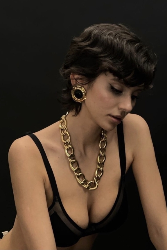 Best Vintage Stores in NYC | Unique Pieces of Clothing Store | Manhattan, Brooklyn | Antique Boutique