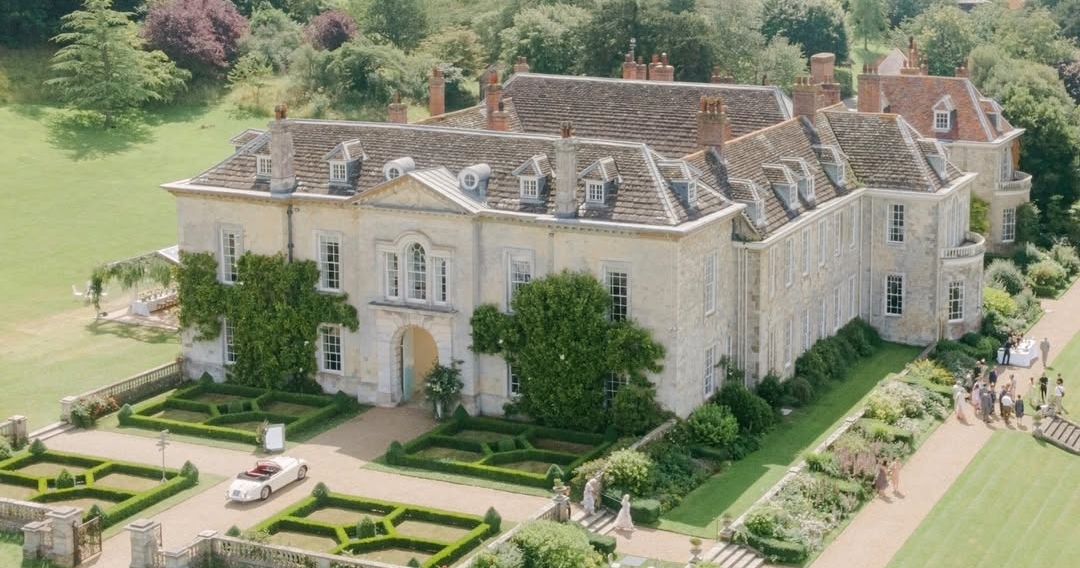 12 Wedding Venues Straight Out of a Jane Austen Novel
