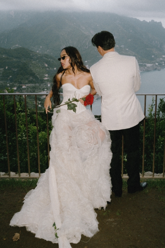An Artistic Wedding Amongst a Breathtaking Quarry in Mallorca