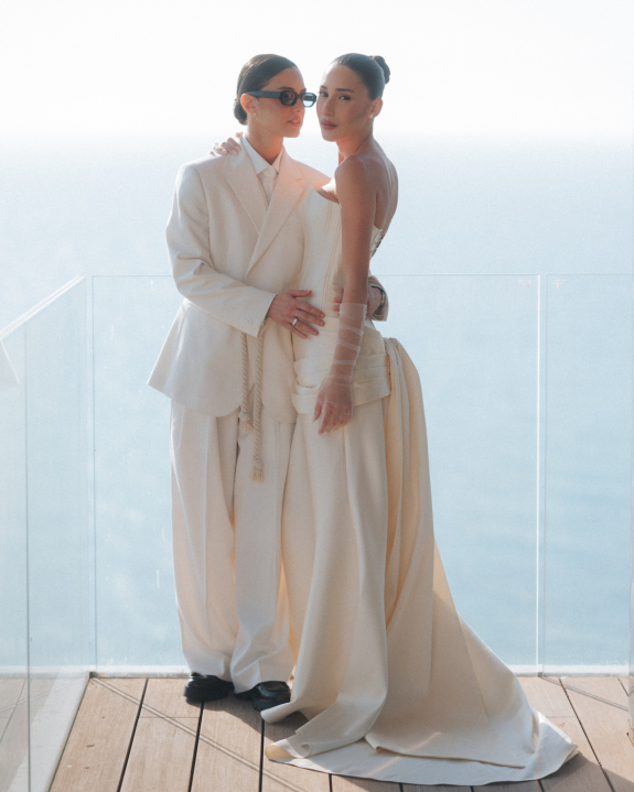 An Artistic Wedding Amongst a Breathtaking Quarry in Mallorca