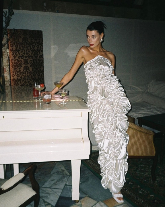 20 Dazzling New Year’s Eve Dresses