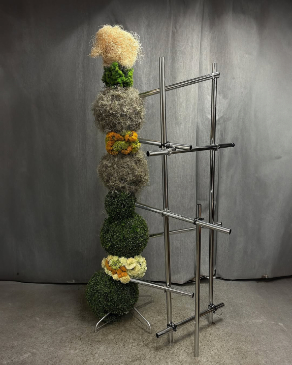 Trend: Geometric Floral Arrangements