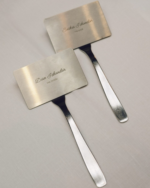 Trend: Mixed Metal Stationery & Signage