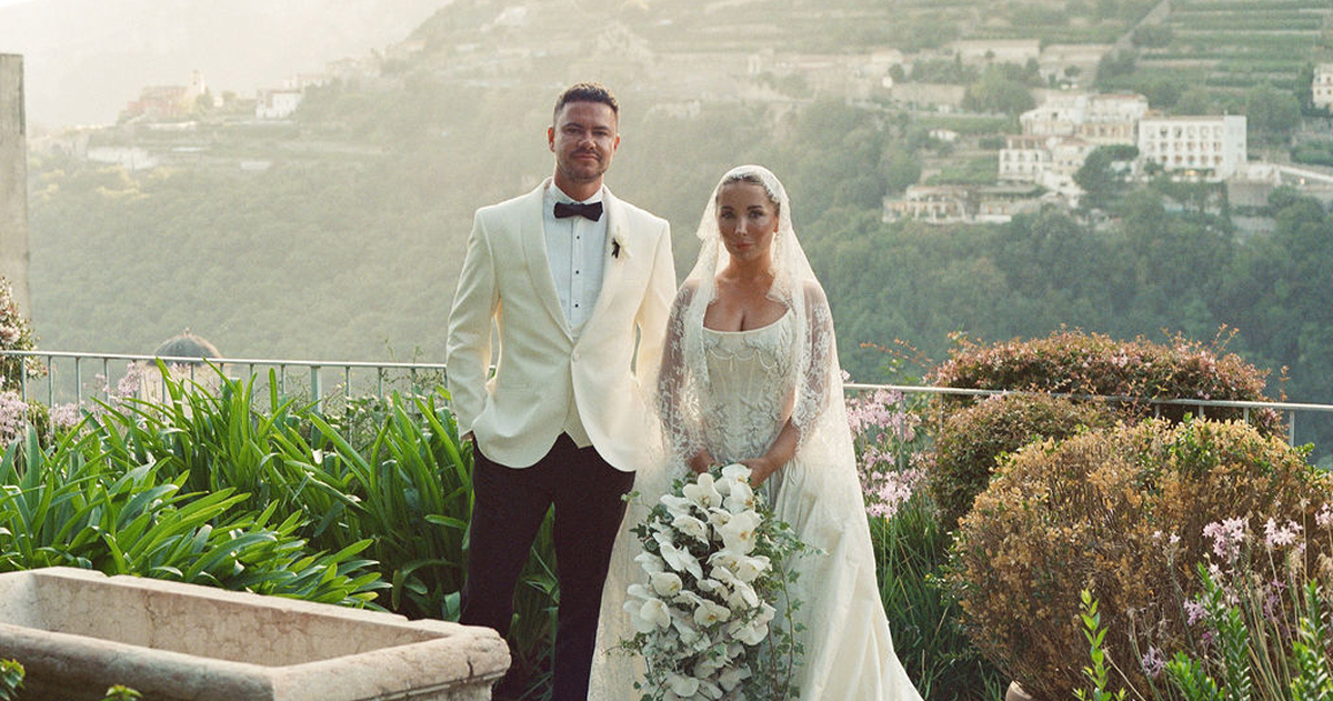 Film vs. Digital: How to Choose the Right Photography for Your Wedding