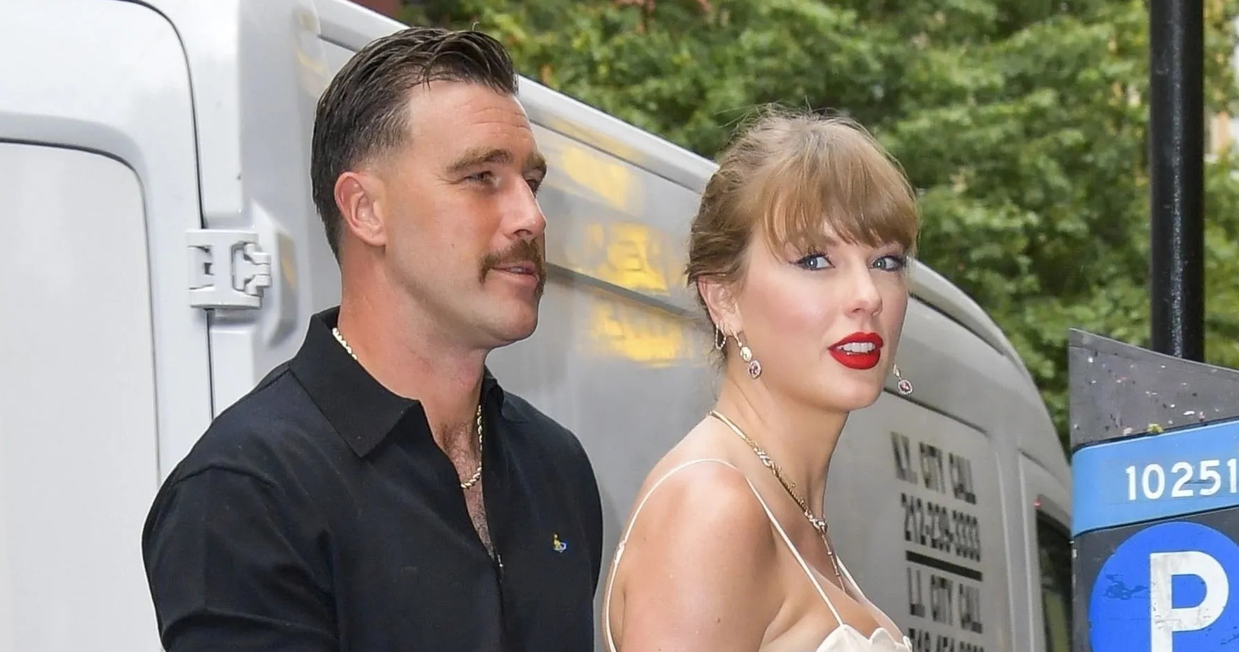 Taylor Swift Attends Karen Elson’s NYC Wedding in Stunning Zimmermann Floral Gown