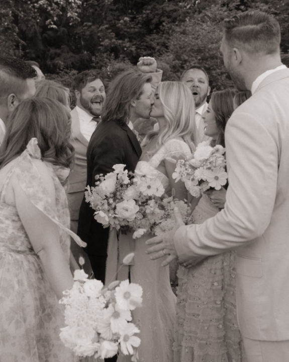 7 Tips for Luxury Wedding Photos on Any Budget