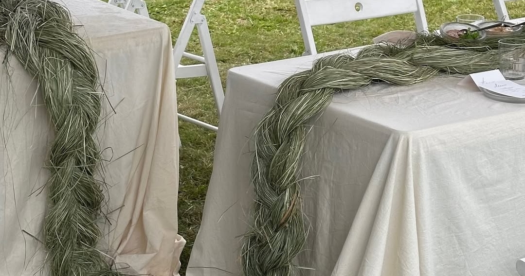 Trend: Woven Grass Arrangements