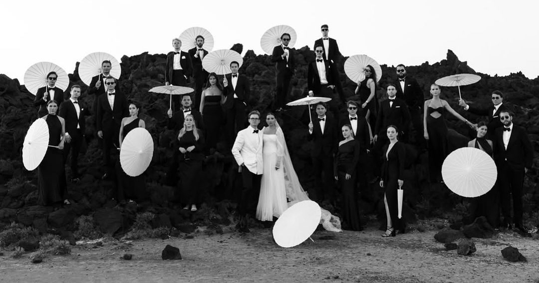 How to Achieve Stunning Wedding Group Photos Without Wasting Cocktail Hour
