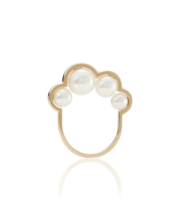 Pearl jewelry for the wedding