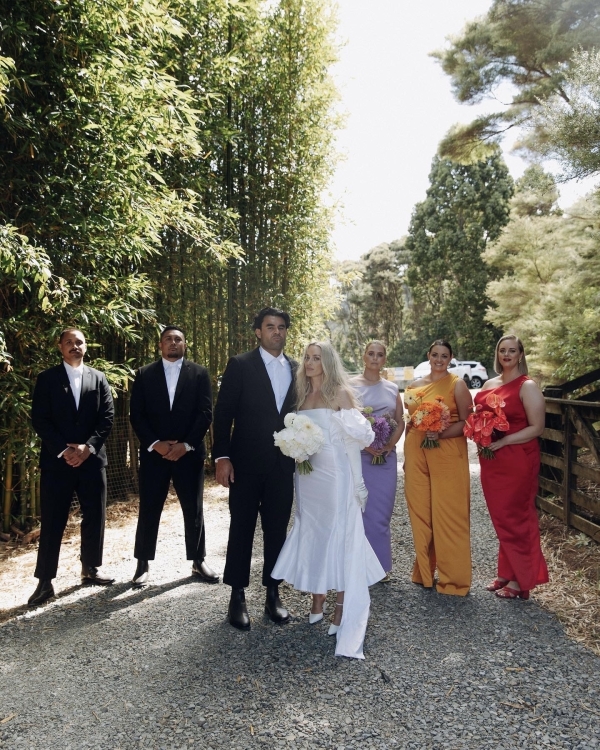 An Amazing Mix of Traditions and Modern Style on the Real Wedding