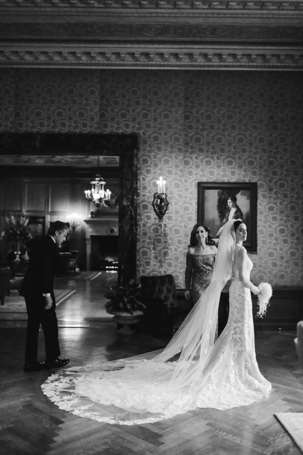 Princess – inspired romantic wedding in Michigan.