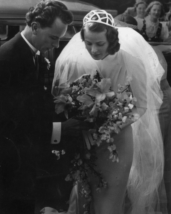 Golden Age of Hollywood Actresses | Vintage Hollywood Wedding Dresses