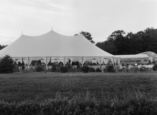 Stylish Outdoor Wedding | Interview with a Real Bride