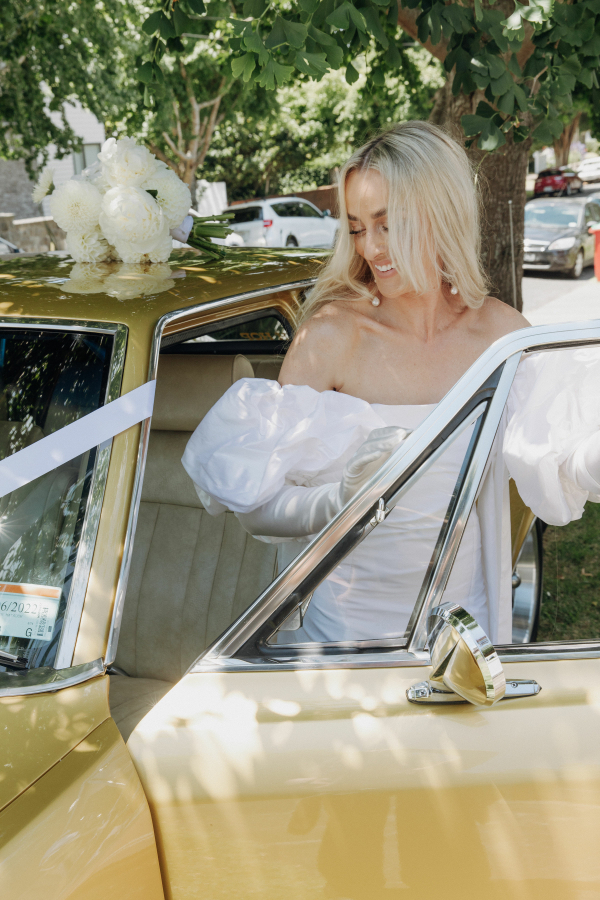 An Amazing Mix of Traditions and Modern Style on the Real Wedding