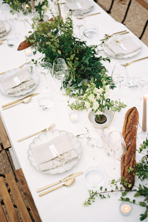 European-Style Wedding at Private Residence | Photo| Backyard Wedding of Lindsay and Gonzolo