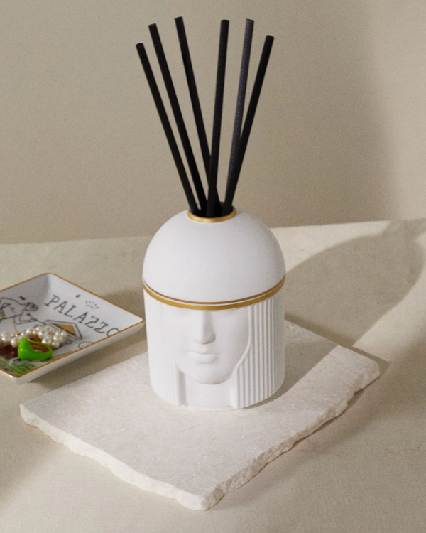 16 Unique Gifts for Wedding | Cool, Interesting Presents Ideas for Newlyweds