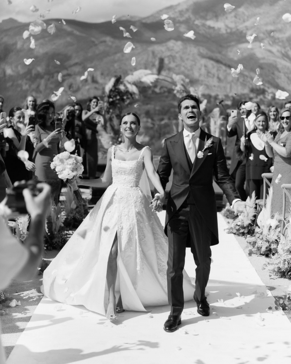 Wedding Guest Etiquette 101: The Dos and Don'ts