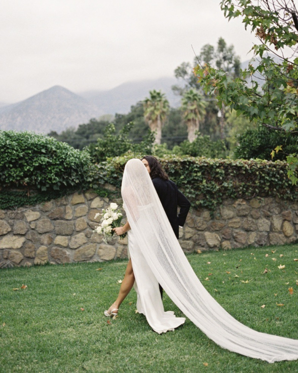 European-Style Wedding at Private Residence | Photo| Backyard Wedding of Lindsay and Gonzolo