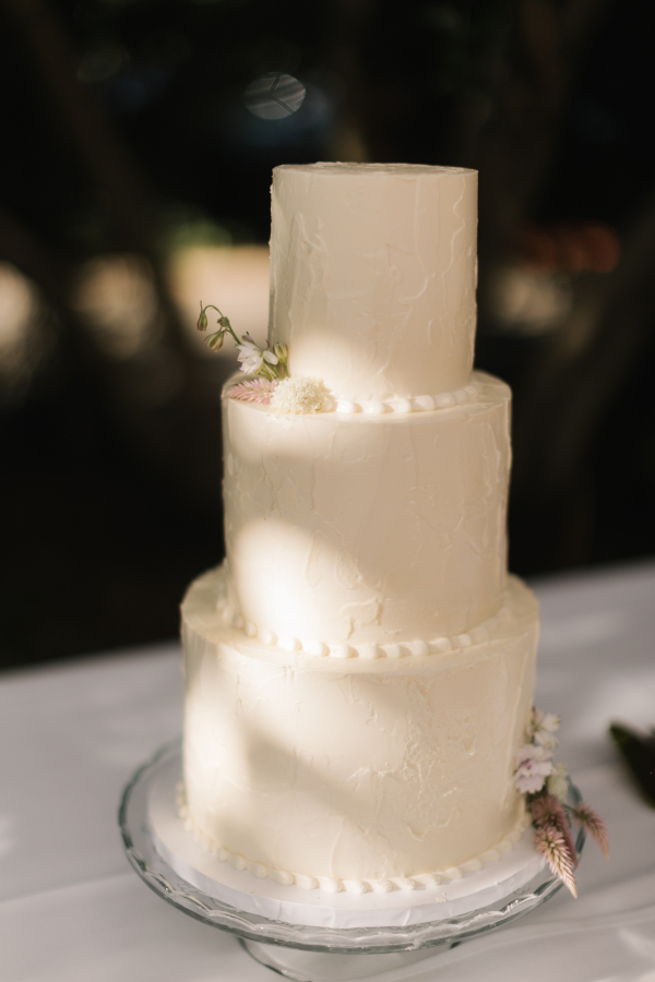 Serena & Jacob’s Botanical Gardens Wedding| Photos | Wedding Venues in McMenamins Edgefield