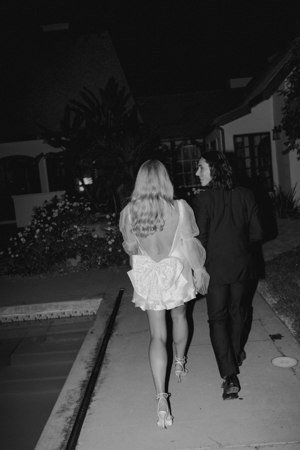 European-Style Wedding at Private Residence | Photo| Backyard Wedding of Lindsay and Gonzolo