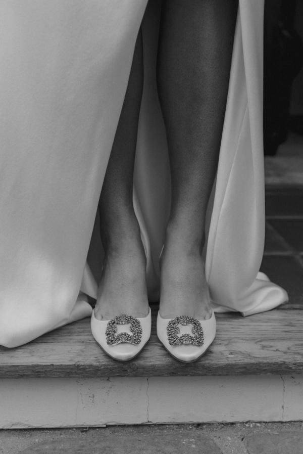 European-Style Wedding at Private Residence | Photo| Backyard Wedding of Lindsay and Gonzolo