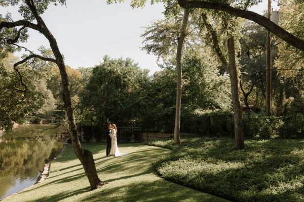 Photographers Valerie Thompson