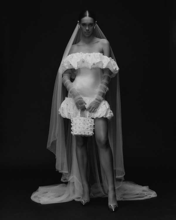 15 Wedding Veil Brands | Modern Fashion Bridal Veils Selection