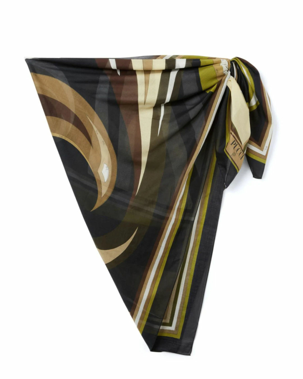 Trendy Swimwear For Your Honeymoon | Bridal Swimsuits