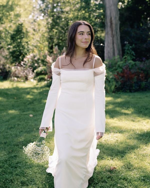 Beautiful Backyard Wedding in Massachusetts | End-of-Summer Wedding Under the Tent