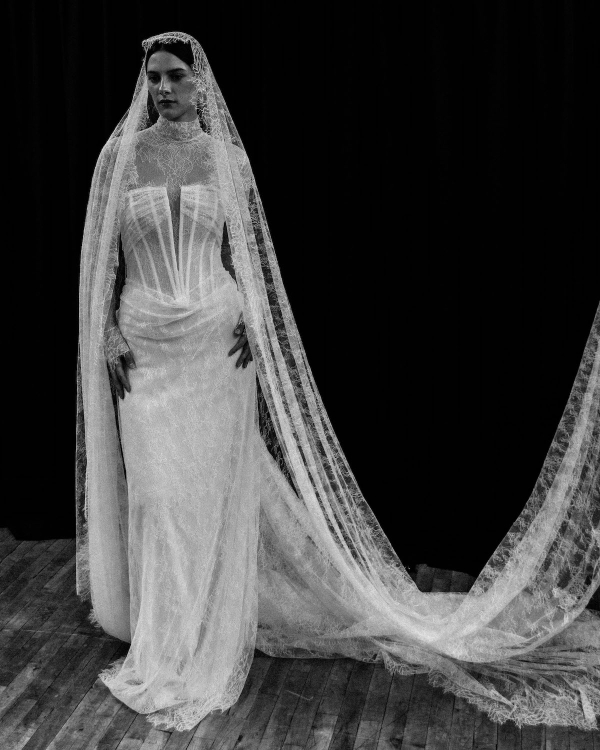 Lace As a Modern Bridal Style Trend | Wedding Lace Gowns Inspo