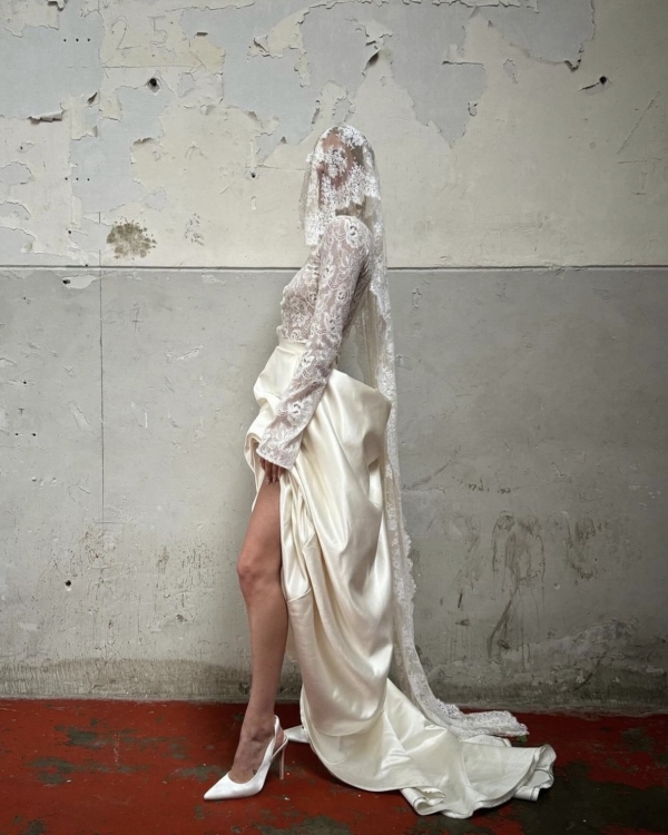 Lace As a Modern Bridal Style Trend | Wedding Lace Gowns Inspo