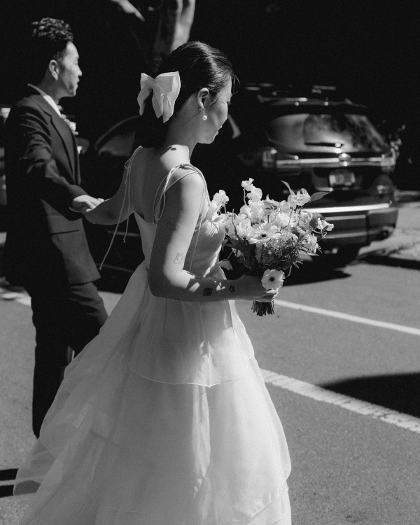 Beautiful Intimate Wedding in Brooklyn | Cozy Bridal Event