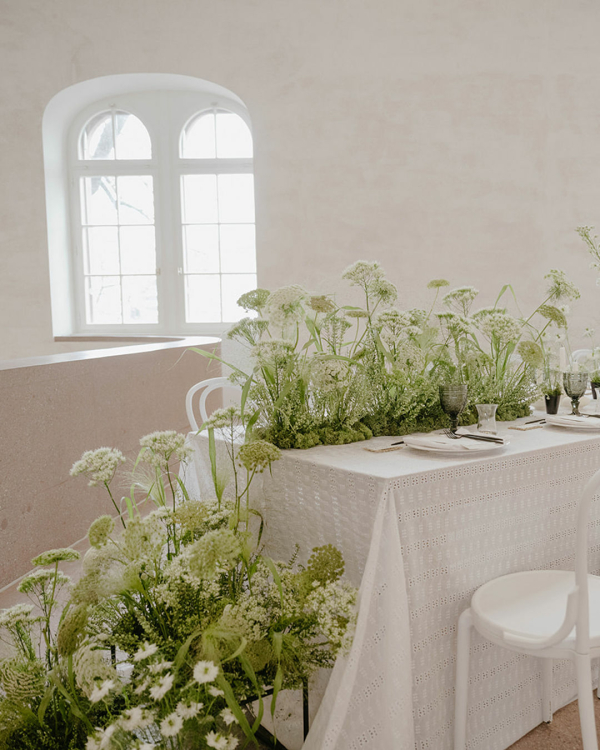 Green Wedding Decor Ideas | Green Centerpieces Wedding Inspiration