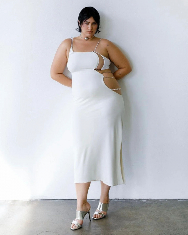 20 Unique Pool Party Outfit Ideas | Pool Party Themed Dresses, Costumes | Summer Attire Ideas