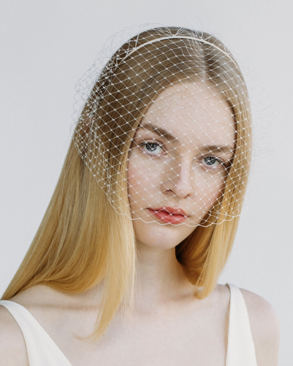 15 Wedding Veil Brands | Modern Fashion Bridal Veils Selection