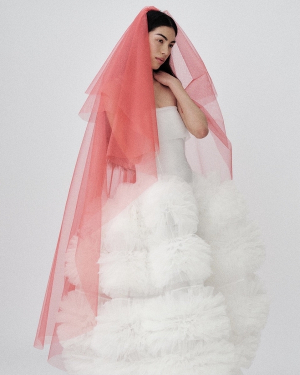15 Wedding Veil Brands | Modern Fashion Bridal Veils Selection