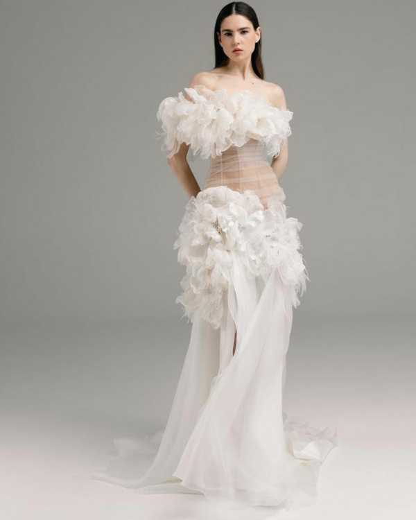 26 Modern Drop-Waist Bridal Dresses