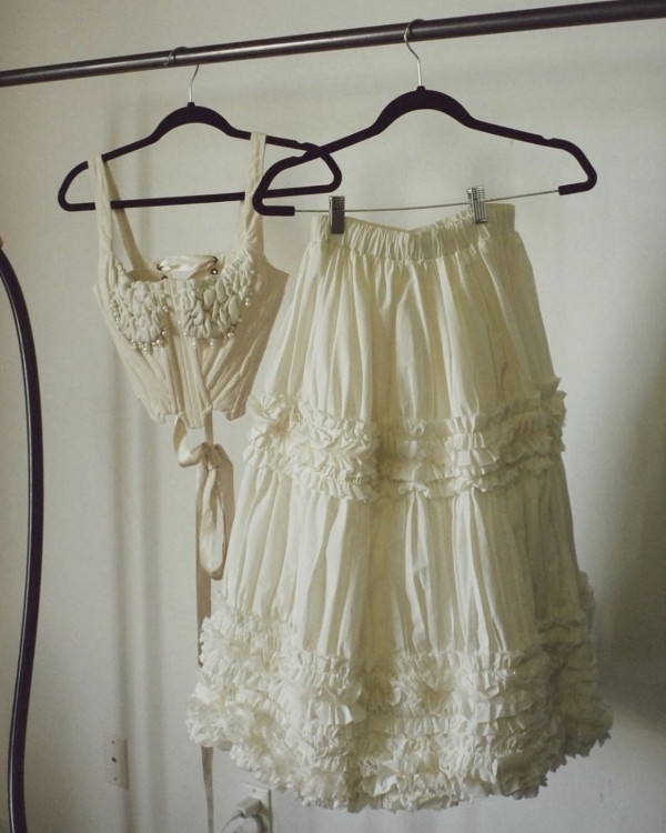 12 Must-Visit Boutiques for Chic Vintage & Archival Designer Wedding Dresses