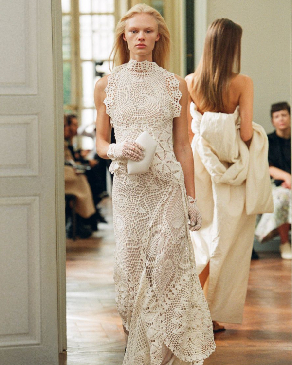 Beach Wedding Weekend Outfits: The Ultimate Bridal Style Guide